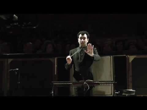 La Bohème, Finale atto II